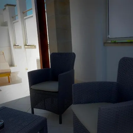 Thalassa Guest house *